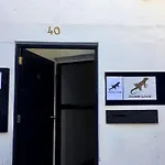 Iguana Lodge